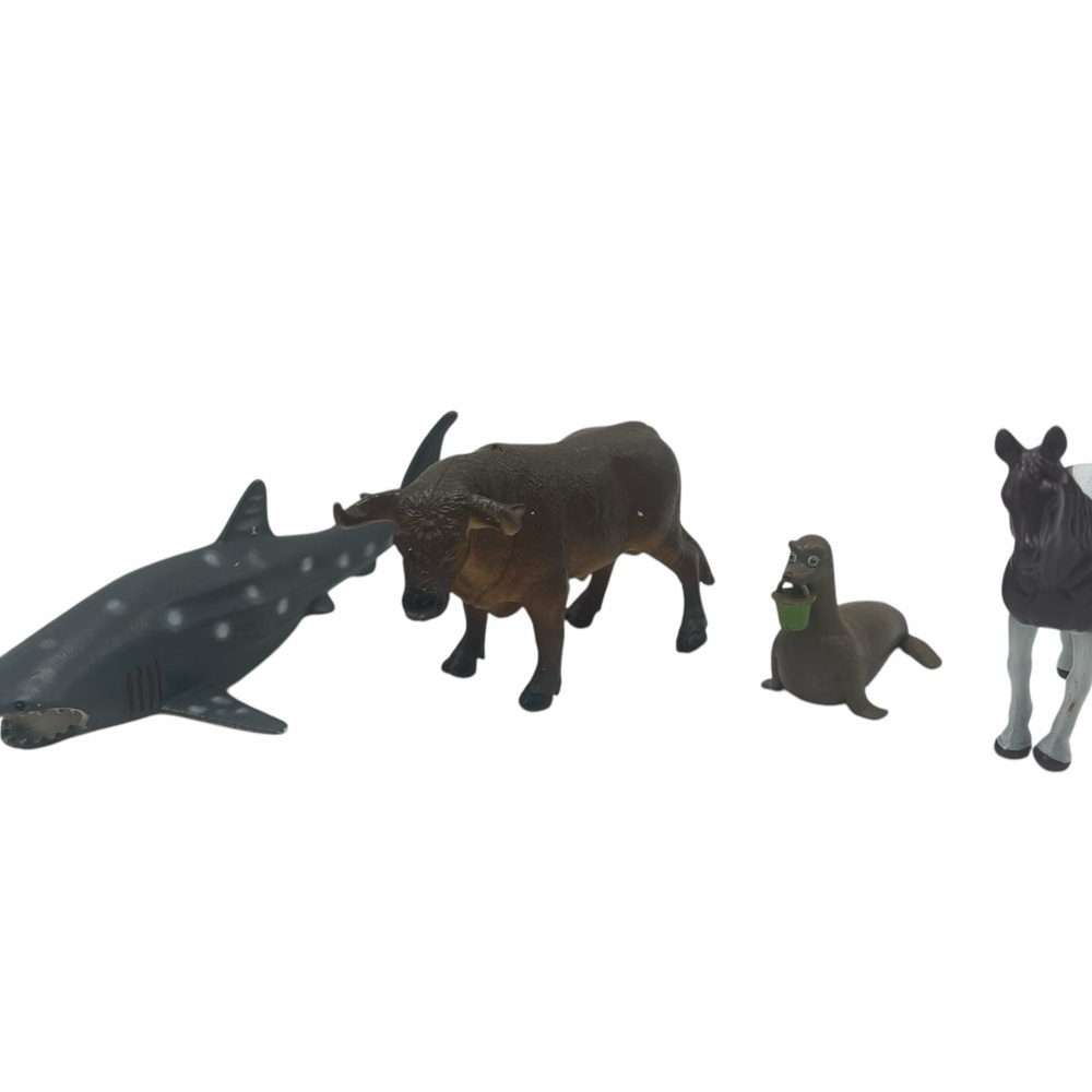 Animal Figurine Set - Shark, Cow, Dog and Sealion - Picture 12 of 12